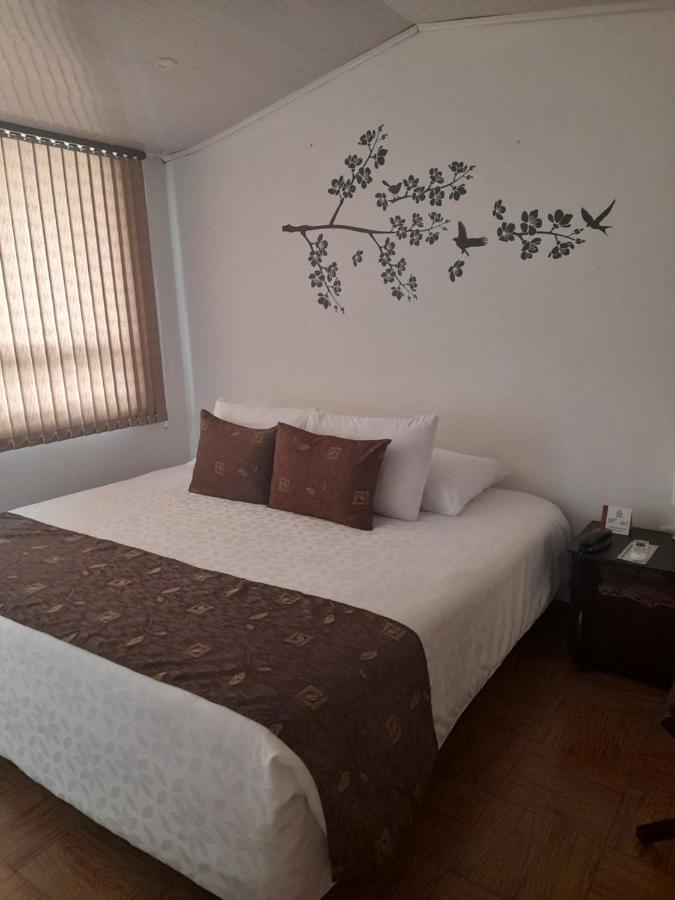 Cyan Hotel Confort Bogota Bagian luar foto