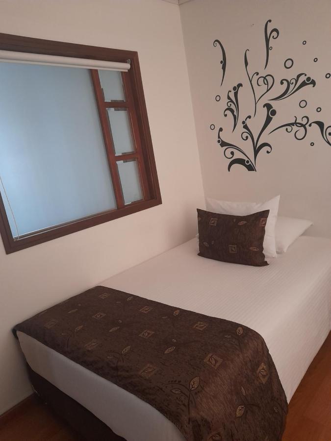 Cyan Hotel Confort Bogota Bagian luar foto