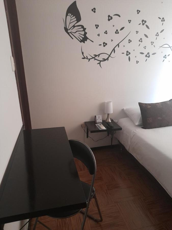 Cyan Hotel Confort Bogota Bagian luar foto
