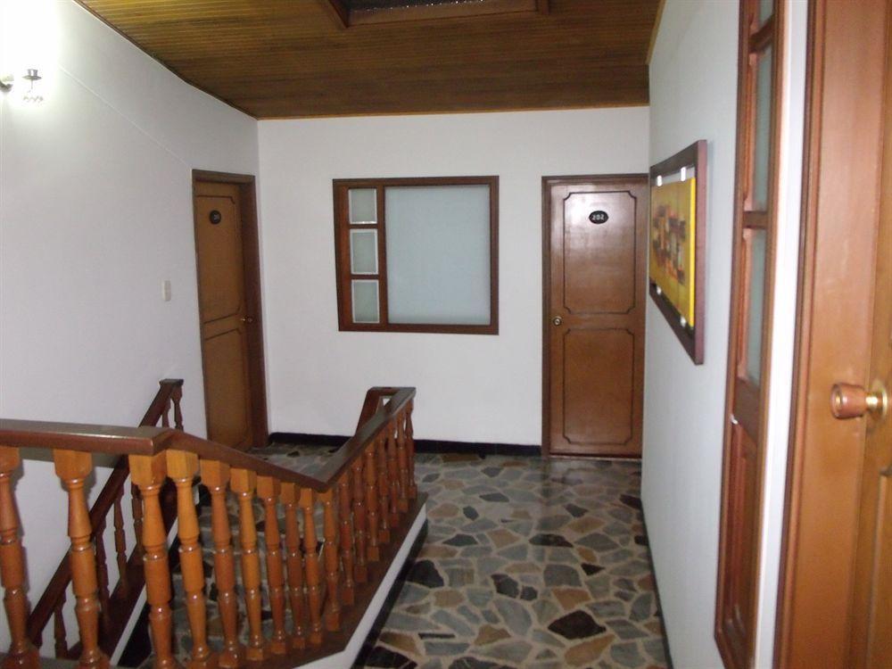 Cyan Hotel Confort Bogota Bagian luar foto
