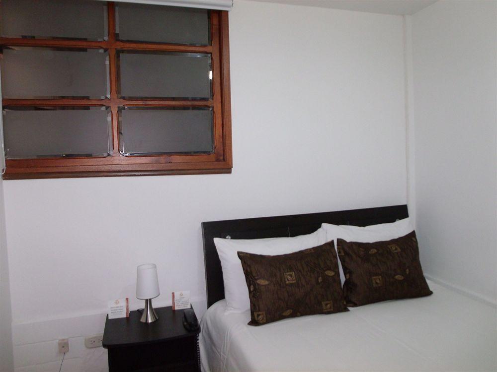Cyan Hotel Confort Bogota Bagian luar foto