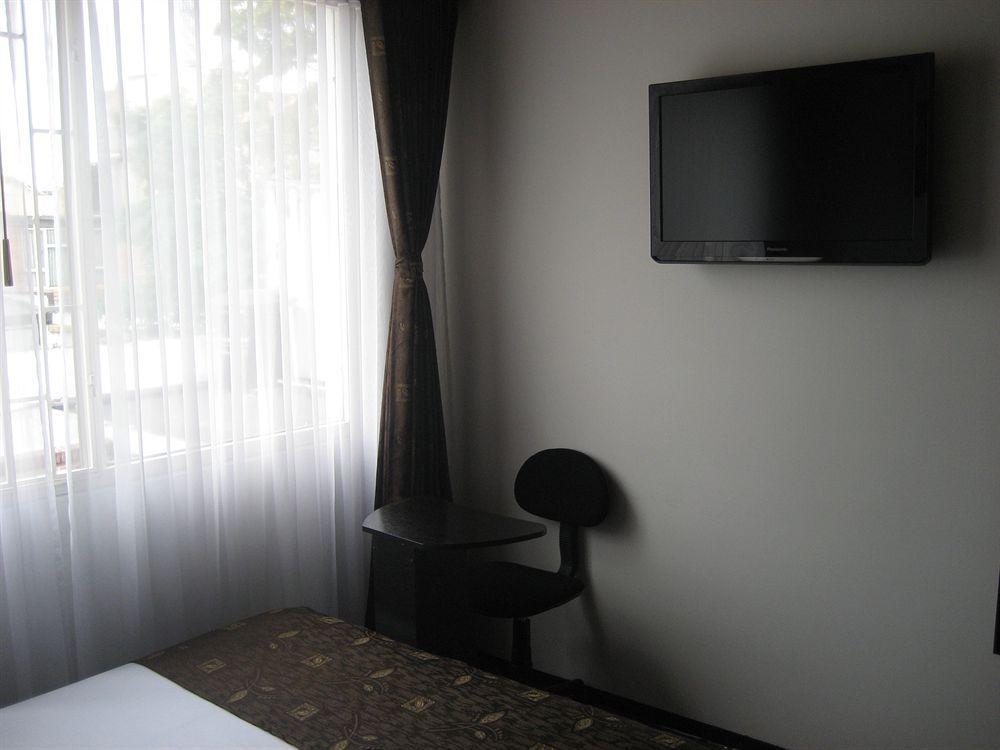 Cyan Hotel Confort Bogota Bagian luar foto