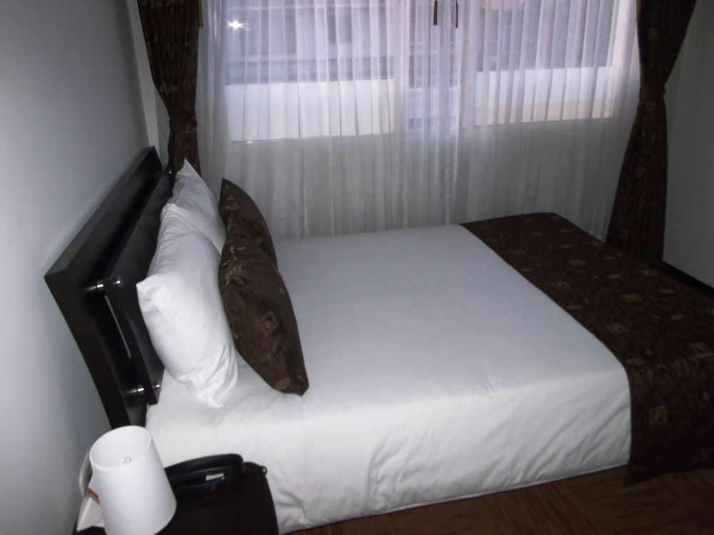 Cyan Hotel Confort Bogota Bagian luar foto