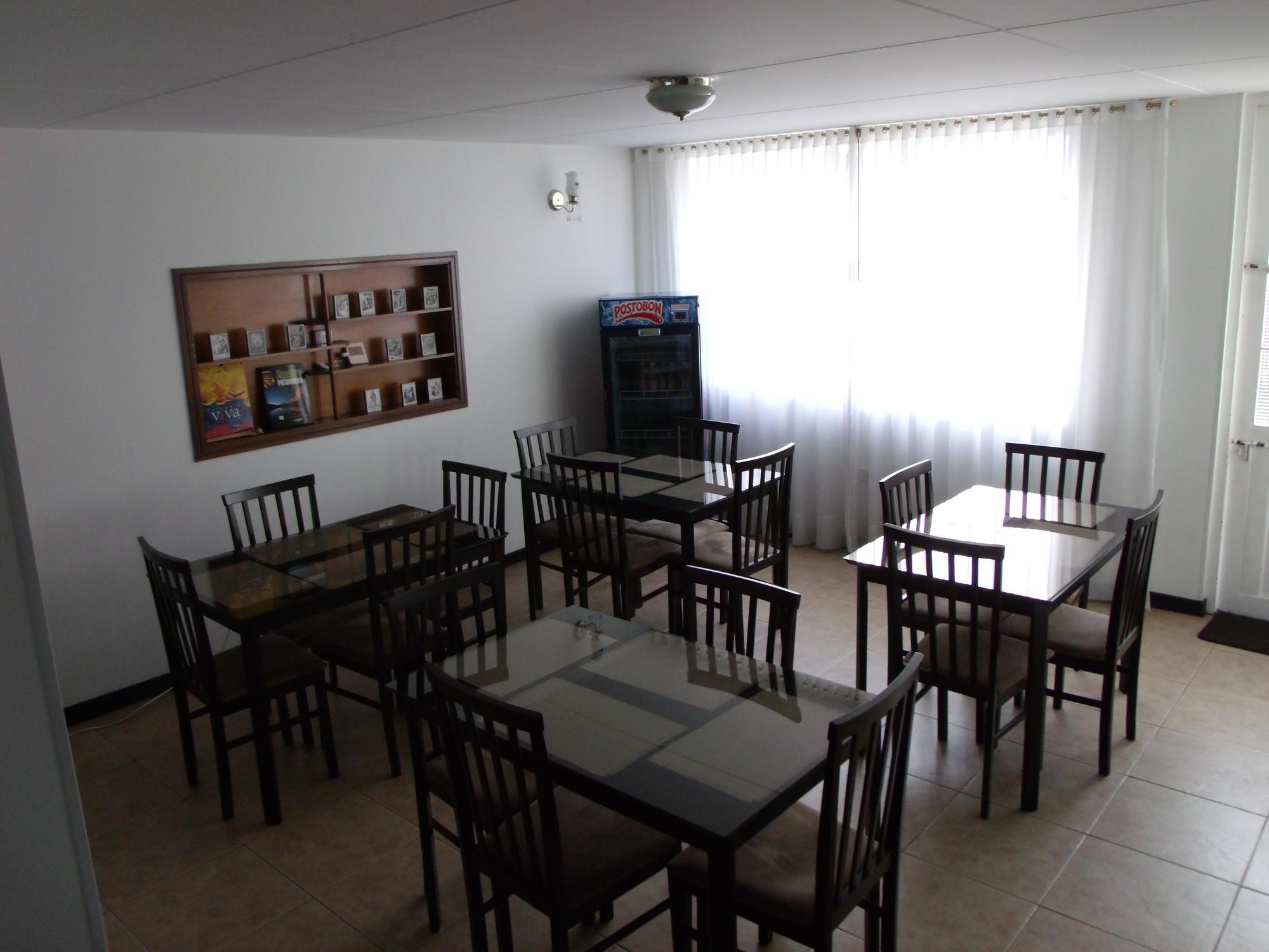 Cyan Hotel Confort Bogota Bagian luar foto