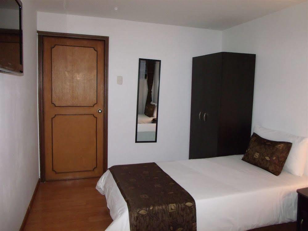 Cyan Hotel Confort Bogota Bagian luar foto